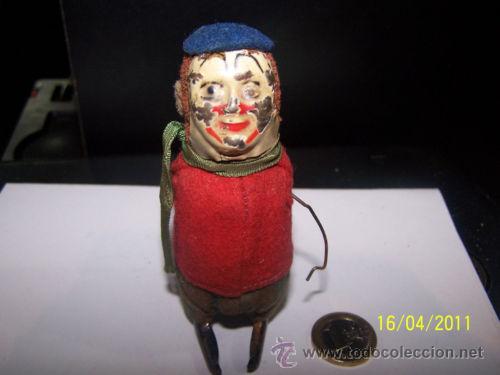 Juguetes antiguos de hojalata: SCHUCO DE CUERDA AUTOMATICO - Foto 1