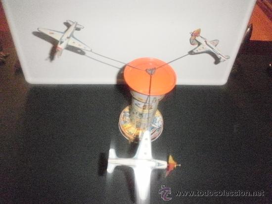 Juguetes antiguos de hojalata: TORRE DE CONTROL - Foto 3