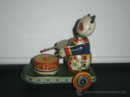 Juguetes antiguos de hojalata: PERSONAJE TOCANDO TAMBOR (ORIGINAL) - Foto 4