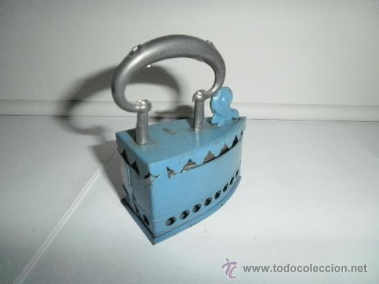 Juguetes antiguos de hojalata: PRECIOSA PLANCHA DE  PAYA  EN . - Foto 3