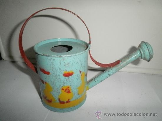 Juguetes antiguos de hojalata: REGADERA  EN HOJALATA LITOGRAFIADA - Foto 2