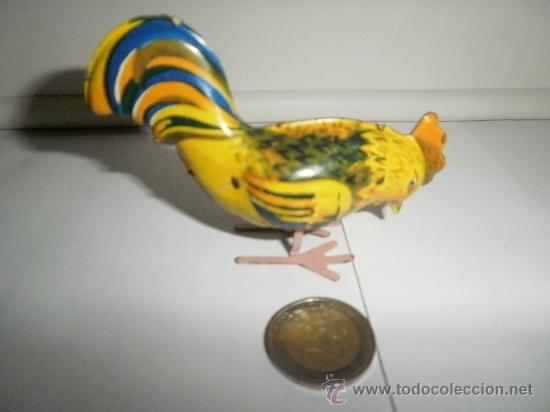 Juguetes antiguos de hojalata: GALLINA - Foto 1