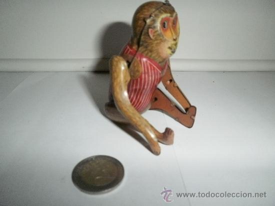 Juguetes antiguos de hojalata: MONO DE HOJALATA - Foto 3