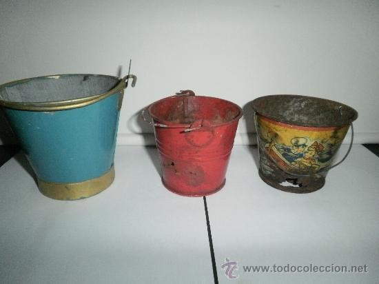 Juguetes antiguos de hojalata: TRES CUBOS EN REGULAR ESTADO. - Foto 1