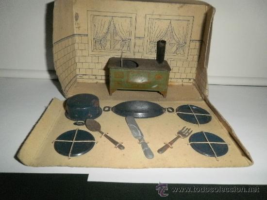 Juguetes antiguos de hojalata: BLISTER  COCINA CON CACHARROS - Foto 1