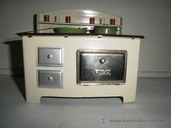 Juguetes antiguos de hojalata: COCINA DE RICO CON CACHARROS - Foto 2