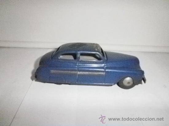Juguetes antiguos de hojalata: COCHE  DE RICO - Foto 1