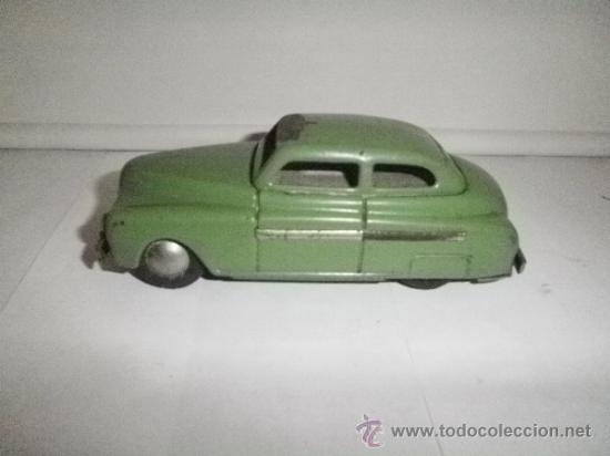 Juguetes antiguos de hojalata: COCHE  DE RICO - Foto 1