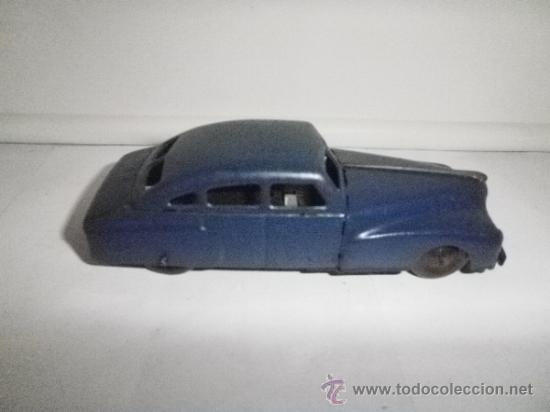 Juguetes antiguos de hojalata: COCHE  DE RICO - Foto 1
