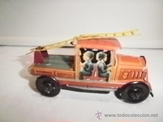 Juguetes antiguos de hojalata: COCHE BOMBEROS  DE PAYA  EN - Foto 1