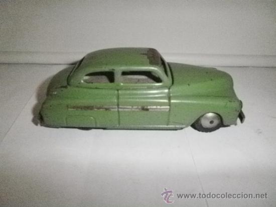 Juguetes antiguos de hojalata: COCHE  DE RICO - Foto 2