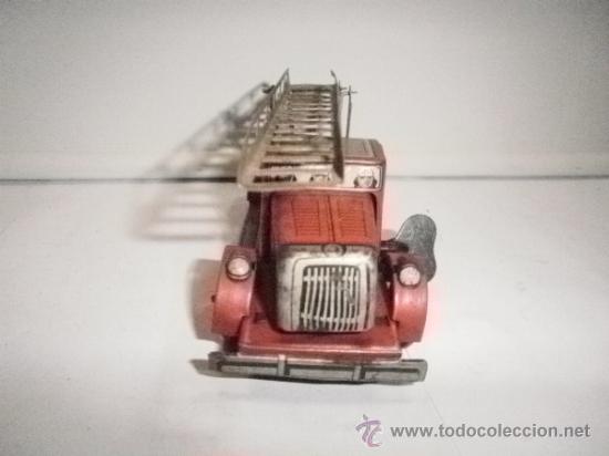 Juguetes antiguos de hojalata: CAMIONETA DE BOMBEROS - Foto 3