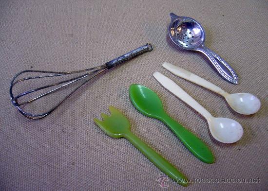 Juguetes antiguos de hojalata: COMPLEMENTO, ACCESORIO, CASA DE MU&Ntilde;ECAS, KIT DE ENSALADA, 6 PIEZAS - Foto 1