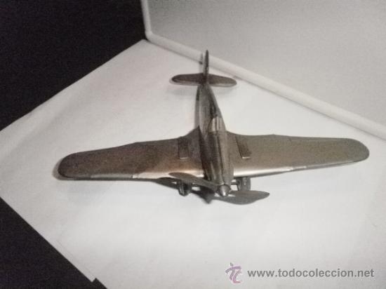 Juguetes antiguos de hojalata: AVION CREO ES DE JYESA - Foto 1