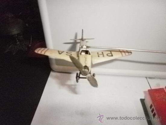 Juguetes antiguos de hojalata: ANGAR AVIONES DE PAYA - Foto 5