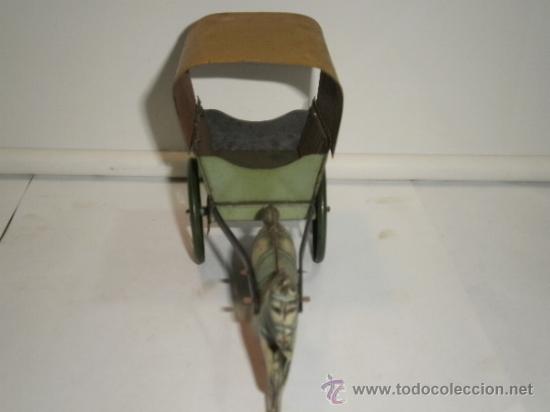 Juguetes antiguos de hojalata: CARRETA CON CABALLO DE RICO - Foto 5