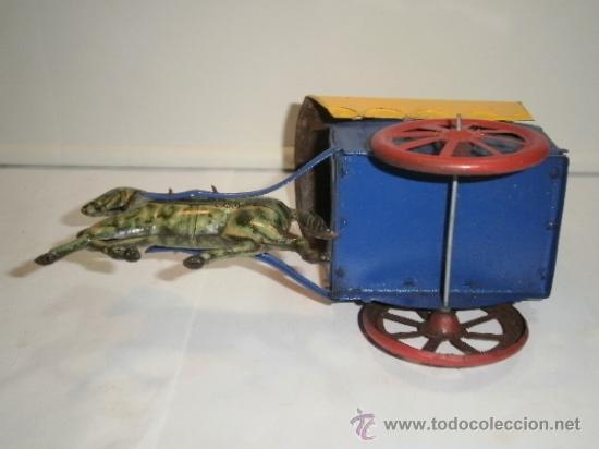 Juguetes antiguos de hojalata: CARRETA CON CABALLO - Foto 2