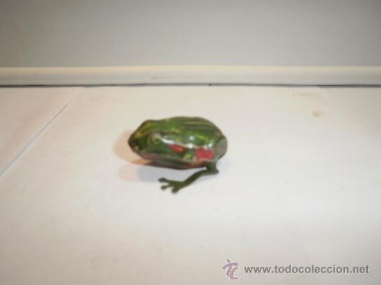 Juguetes antiguos de hojalata: RANA DE RICO - Foto 3