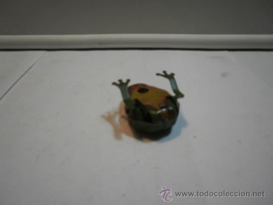 Juguetes antiguos de hojalata: RANA DE RICO - Foto 2
