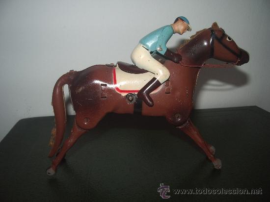 Juguetes antiguos de hojalata: JOCKEY de PAYA. - Foto 2