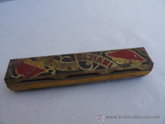 Juguetes antiguos de hojalata: ANTIGUO ARMONICA, MARCA INVICTA, DE HOJALATA. - Foto 3