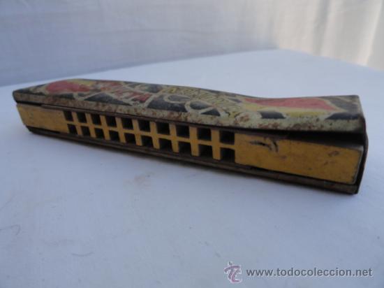 Juguetes antiguos de hojalata: ANTIGUO ARMONICA, MARCA INVICTA, DE HOJALATA. - Foto 5