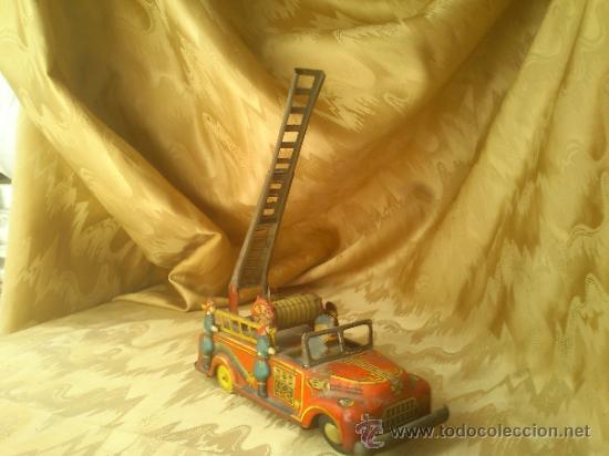 Juguetes antiguos de hojalata: camion de bomberos - Foto 4