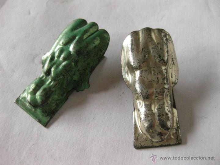 Juguetes antiguos de hojalata: Dos ranas de hojadelata. Suenan bien. - Foto 1