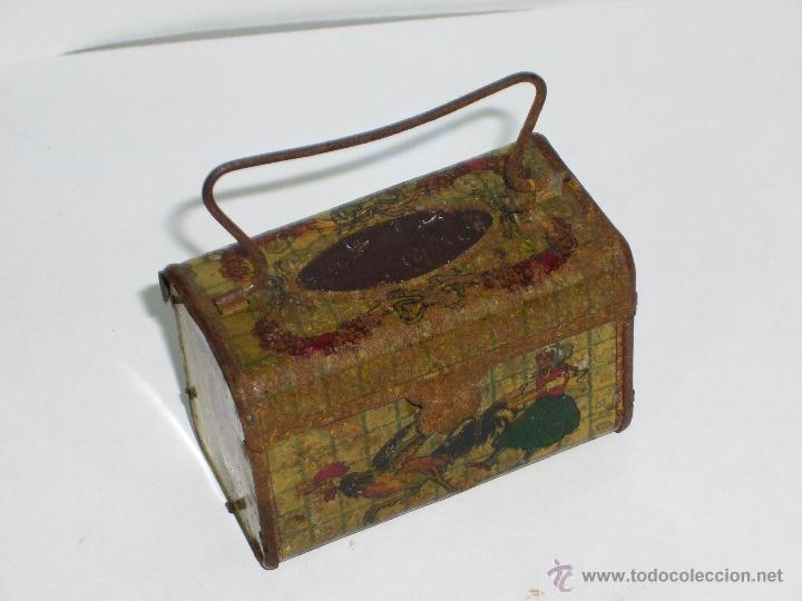 Juguetes antiguos de hojalata: Antigua Cesta en Hojalata - Foto 2