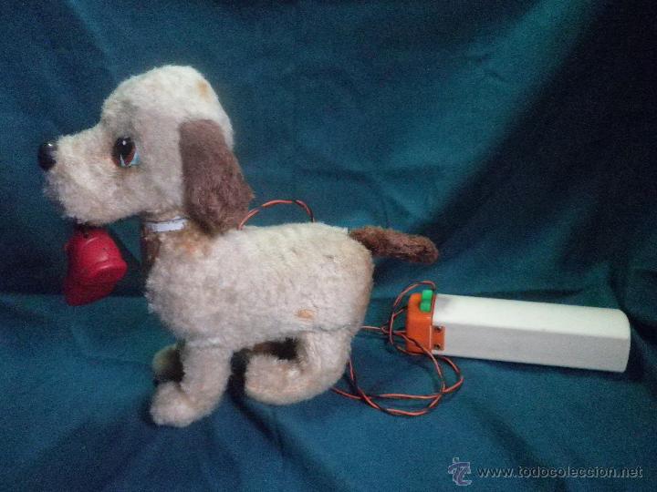 Juguetes antiguos de hojalata: PERRO MARCA WAYA - MADE IN JAPAN - NO FUNCIONA - Foto 1