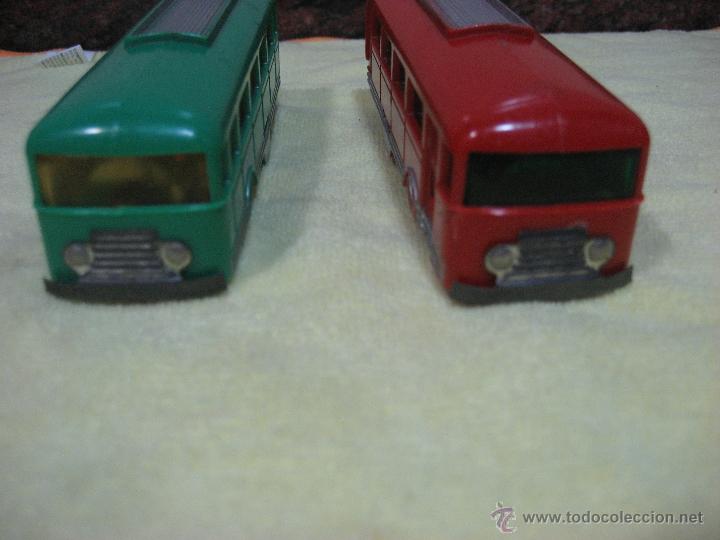 Juguetes antiguos de hojalata: AUTOBUSES VERDE ROJO - Foto 3
