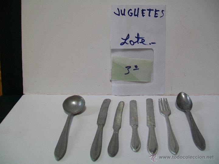 Juguetes antiguos de hojalata: 7 Cubiertos de juguete. - Foto 1