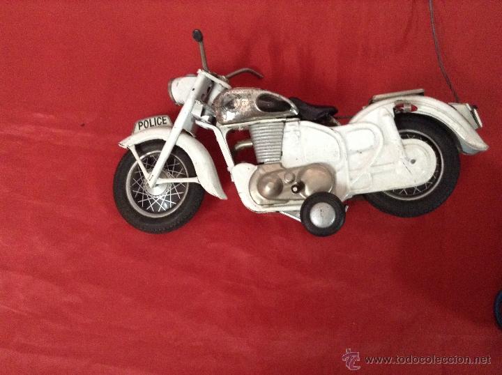 Juguetes antiguos de hojalata: moto bandai - Foto 1