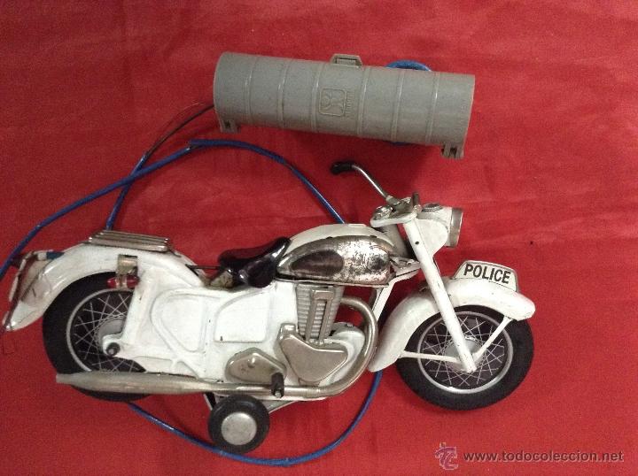 Juguetes antiguos de hojalata: moto bandai - Foto 2