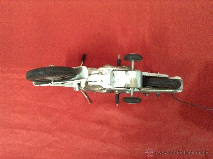Juguetes antiguos de hojalata: moto bandai - Foto 4