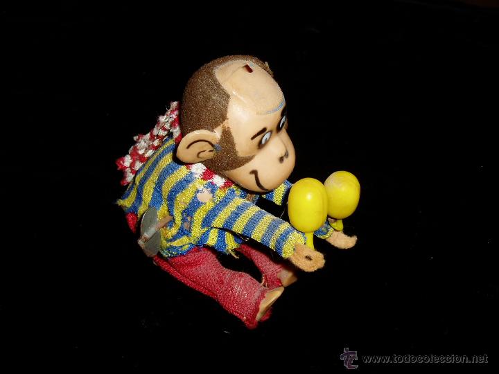 Juguetes antiguos de hojalata: Macaco con maracas aut&oacute;mata - Foto 5