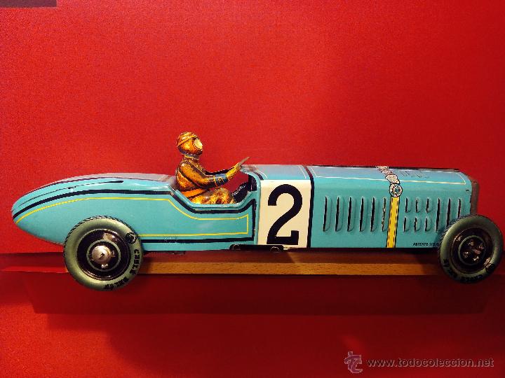 Juguetes antiguos de hojalata: Coche Bugatti de la casa Paya de 1985 - Foto 2
