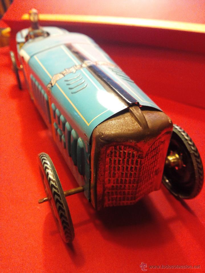 Juguetes antiguos de hojalata: Coche Bugatti de la casa Paya de 1985 - Foto 3