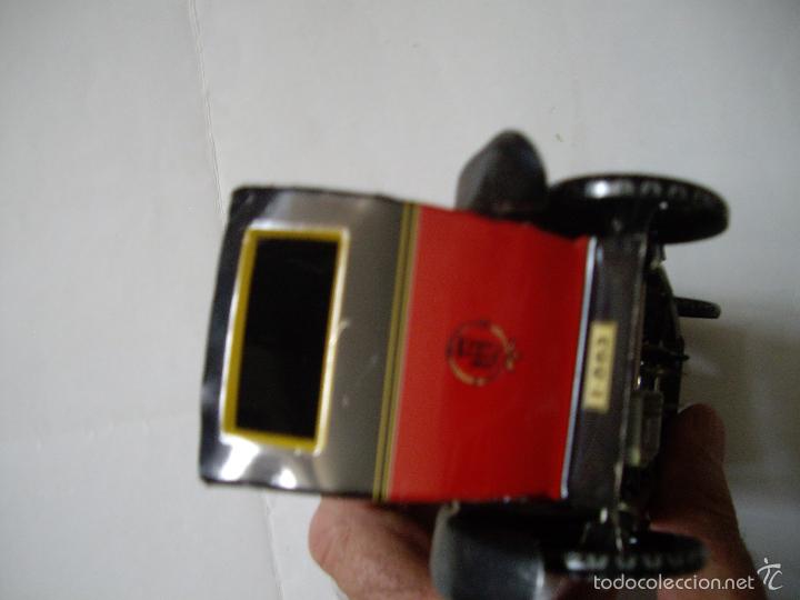 Juguetes antiguos de hojalata: TAXI DE PAYA - Foto 2