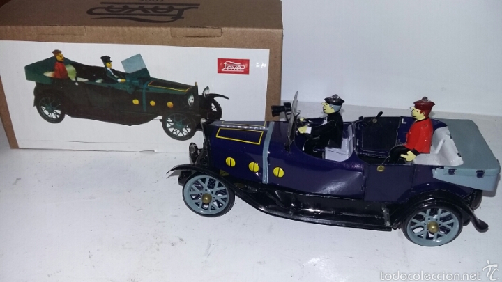 Juguetes antiguos de hojalata: Paya - coche con chofer - replica - Foto 1