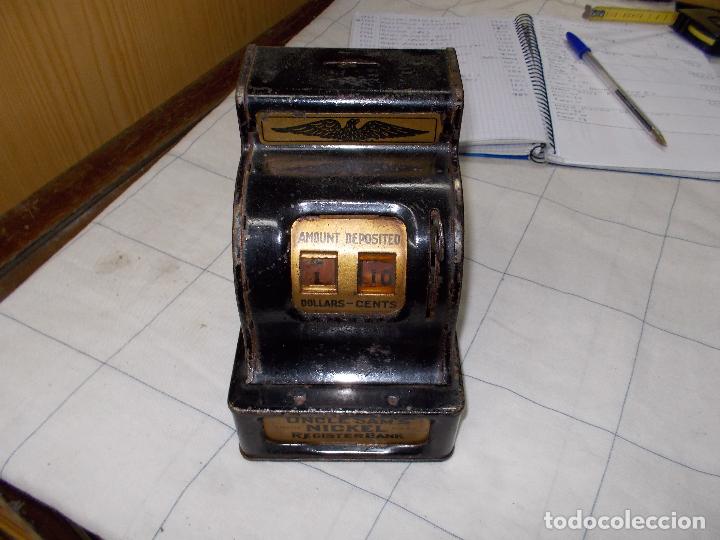 Juguetes antiguos de hojalata: Hucha - Foto 3