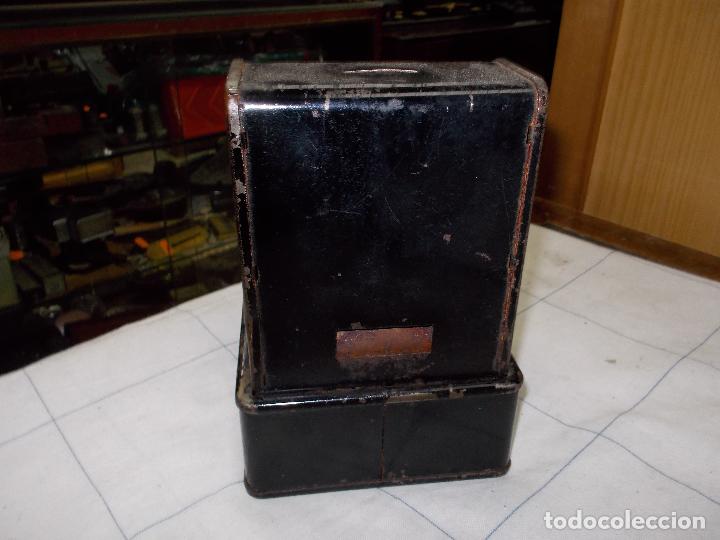 Juguetes antiguos de hojalata: Hucha - Foto 13