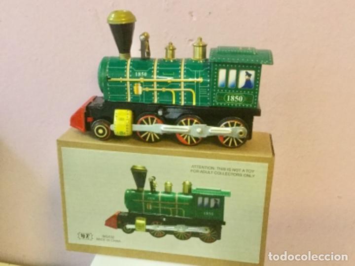 Juguetes antiguos de hojalata: Locomotora. Hojalata - Foto 1
