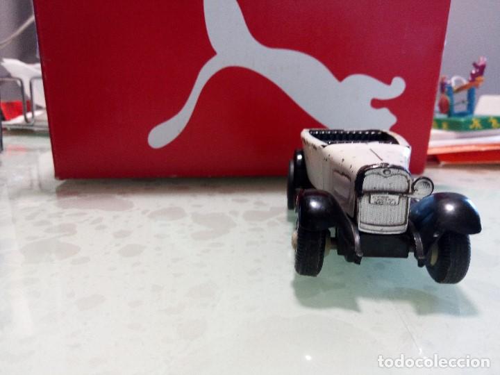Juguetes antiguos de hojalata: coche rico, tonka, sanson - Foto 2