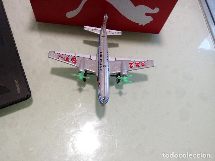 Juguetes antiguos de hojalata: avion de chapa - Foto 4