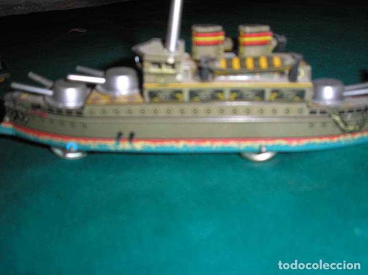 Juguetes antiguos de hojalata: Barco de pay&aacute; - Foto 1