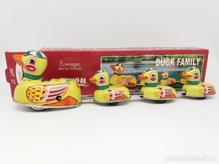 Set De 2 Juguetes De Cuerda De Hojalata – Pato Y Pájaro, Mecanismo De Cuerda Retro, Tamaño Pequeño (8-11 Cm), Ideales Para Regalar Y Para Juegos De Coordinación