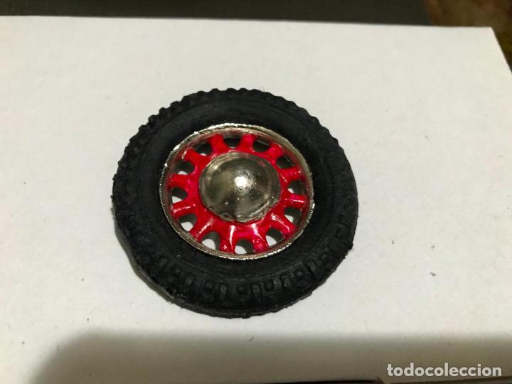 Juguetes antiguos de hojalata: PAYA PACKARD RUEDA COMPLETA NUEVA REPLICA - Foto 2