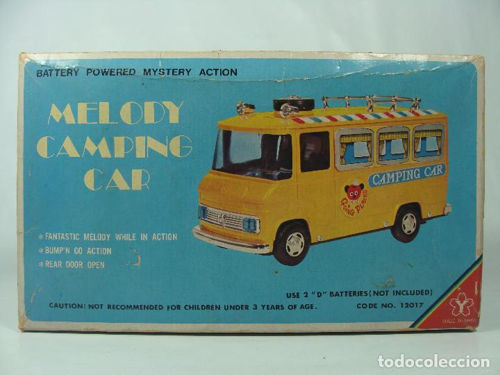 Tin Toys: Melody Camping Car - Caravana Mercedes de hojalata y pl&aacute;stico a pilas hecha por Yonezawa Jap&oacute;n 1970