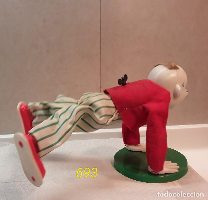 Juguetes antiguos de hojalata: Payaso de PAYA - Foto 2